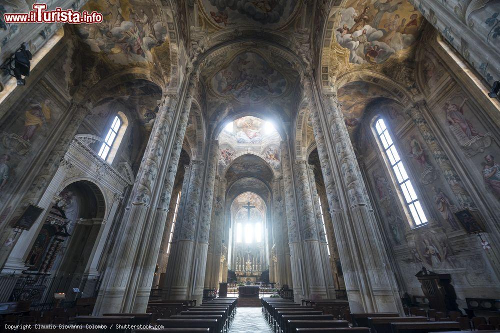 Immagine Interno della Cattedrale di Asti in Piemonte. - © Claudio Giovanni Colombo / Shutterstock.com