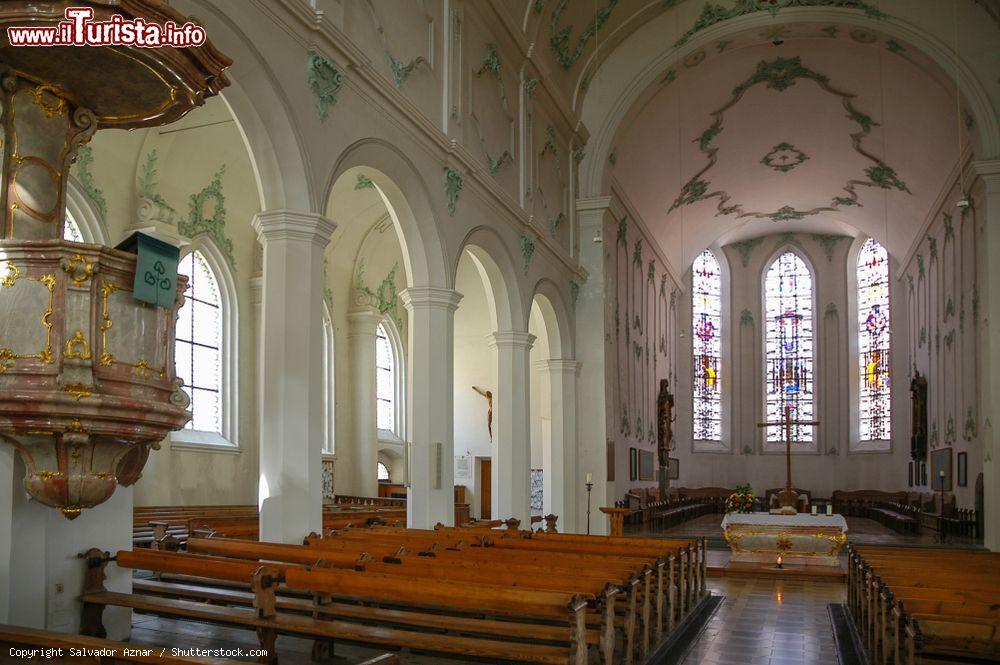 Immagine Interno della chiesa di Santo Stefano nel centro storico di Lindau sul lago di Costanza, Germania - © Salvador Aznar / Shutterstock.com