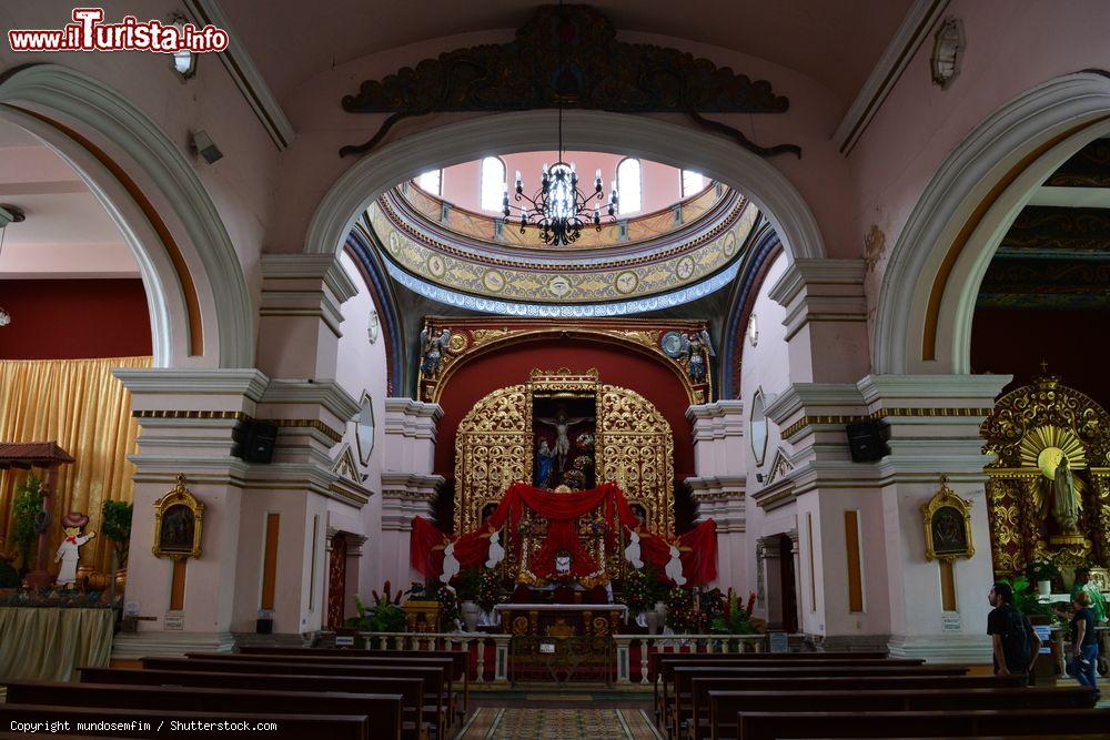 Immagine Interno della chiesa El Calvario a Tegucigalpa, Honduras - © mundosemfim / Shutterstock.com