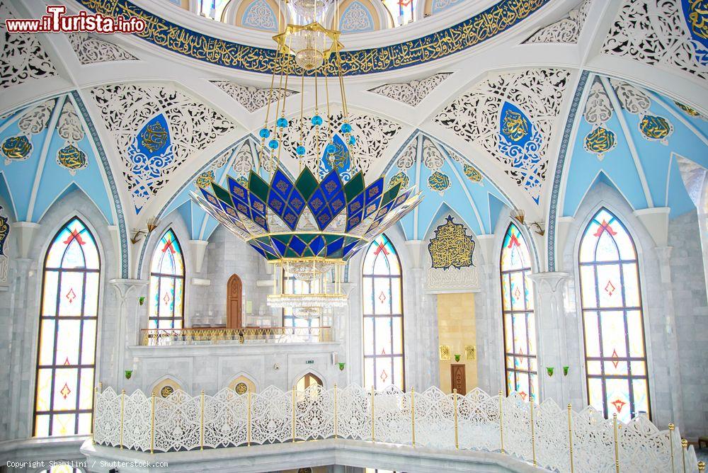 Immagine Interno della grande Moschea di Kazan in Russia - © Shamilini / Shutterstock.com