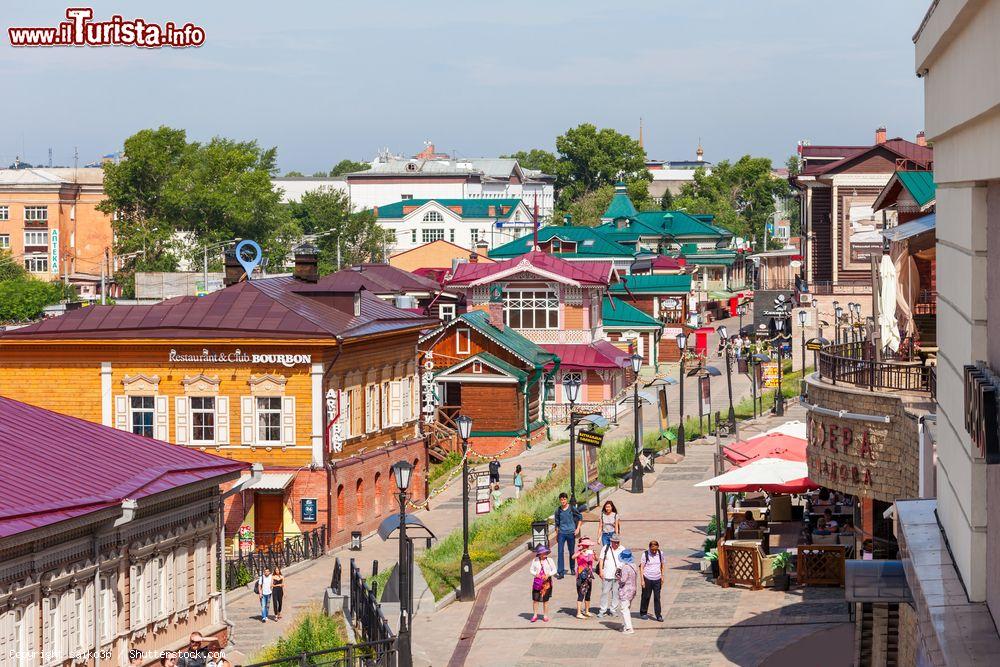 Immagine Il 130 Kvartal è oggi una popolare meta turistica e commerciale di Irkutsk (Russia) - © saiko3p / Shutterstock.com