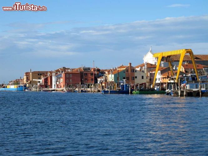 Immagine La piccola isola Pellestrina nella Laguna di Venezia - © cristalvi / Shutterstock.com