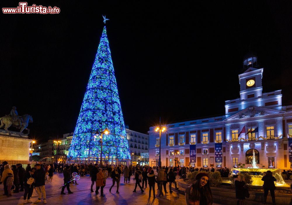 Immagine L'Albero di Natale alla Puerta del Sol di Madrid