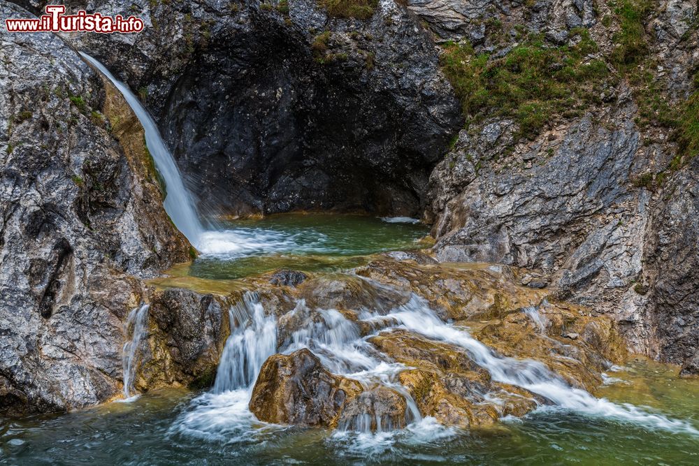 Immagine La cascata di Stuibenfall nei pressi di Reutte, Tirolo, Austria.