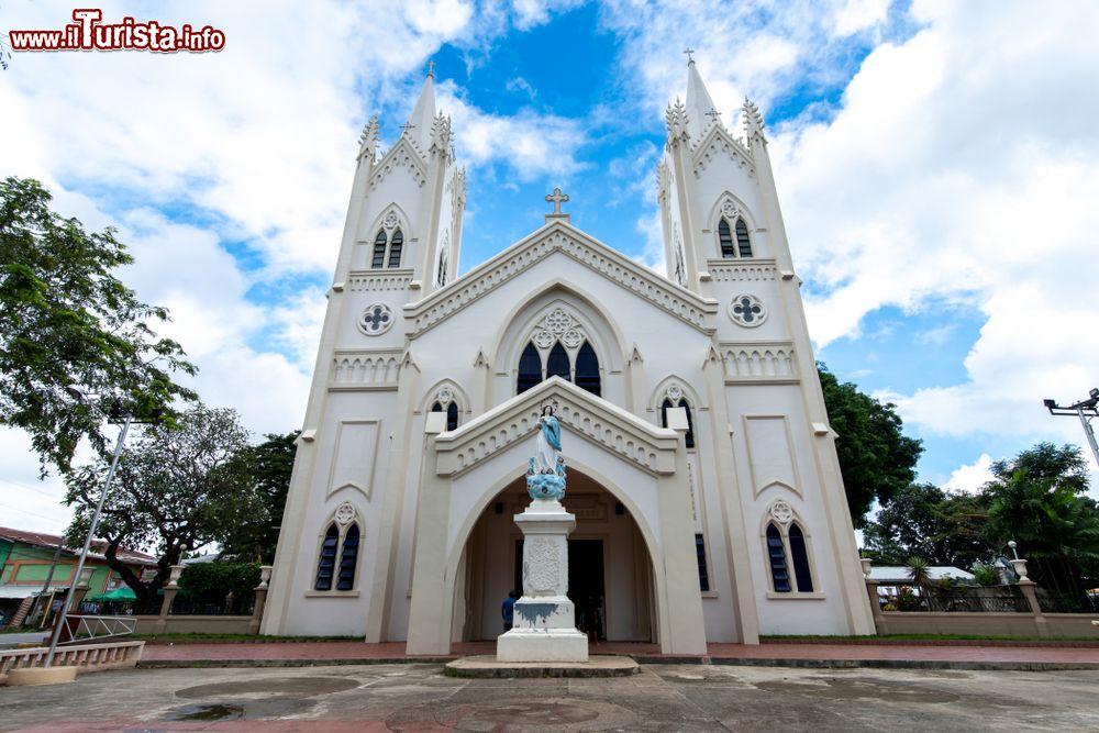 Immagine La cattedrale dell'Immacolata Concezione a Puerta Princesa, capitale dell'isola di Palawan (Filippine).