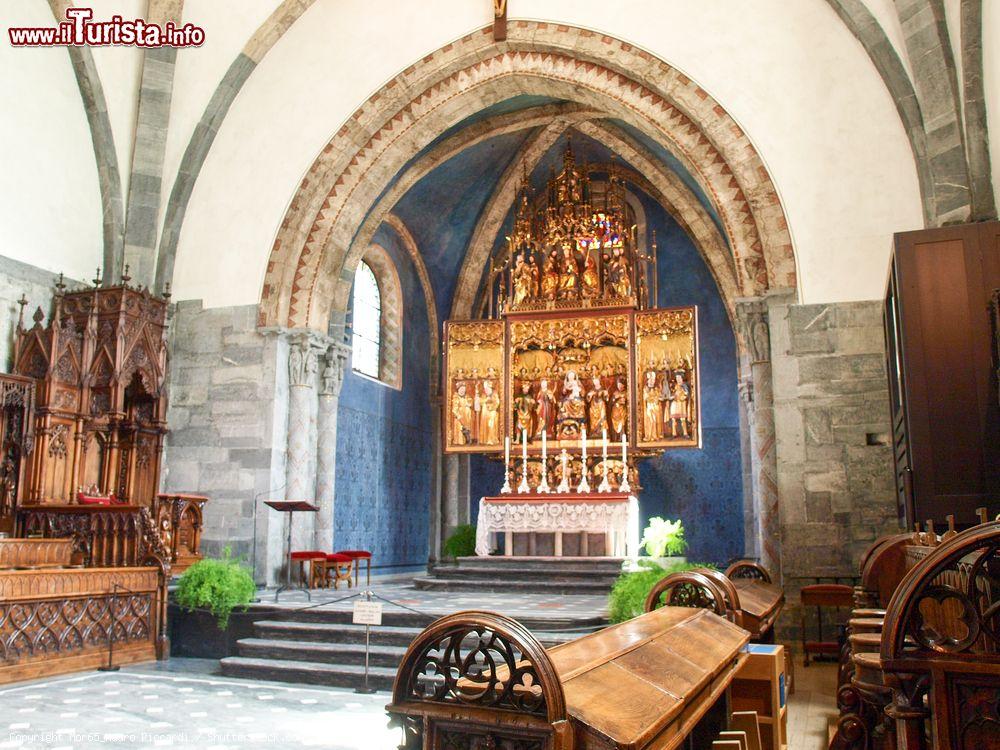 Immagine La cattedrale St.Maria Himmelfahrt di Chur (Coira) è uno dei monumenti storici di importanza nazionale in Svizzera - © Mor65_Mauro Piccardi / Shutterstock.com