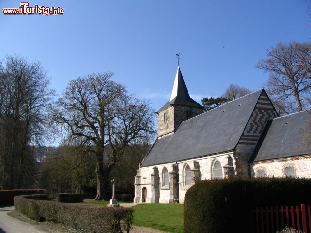 Immagine La Chapelle de Barville a Cany Barville in Normandia, Francia - © Brunodesacacias, CC BY-SA 3.0, Wikipedia