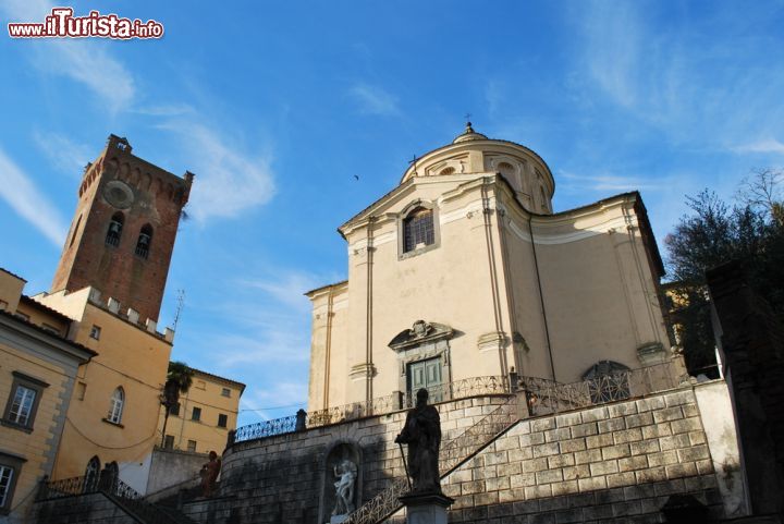 Immagine La chiesa del Crocifisso in centro a San Miniato di Pisa