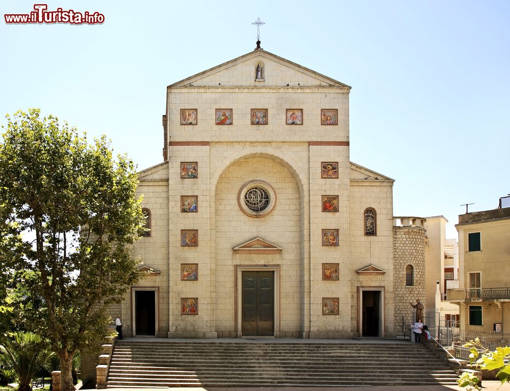 Immagine La chiesa della Madonna delle Grazie a Nuoro in Sardegna