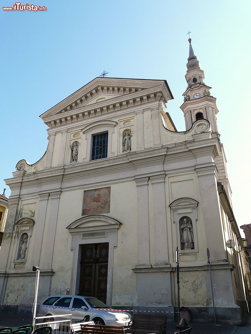 Immagine La chiesa della Misericordia a Carignano in Piemonte