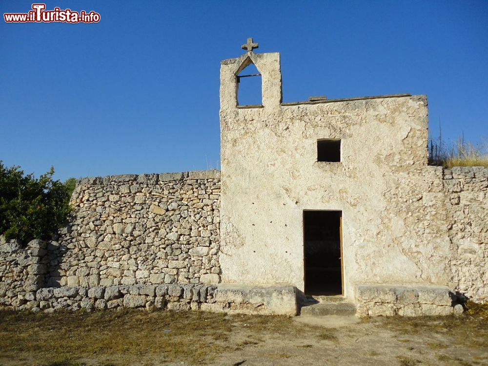 Immagine La chiesa di Cristo di Tabelle a Galatone in Puglia - © Lupiae - CC BY-SA 3.0, Wikipedia