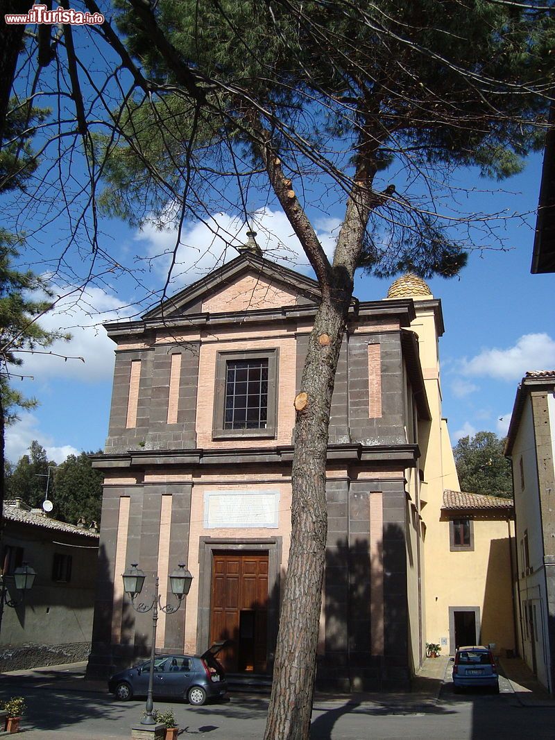 Immagine La chiesa di Maria SS Annunciata a Castel Viscardo - © LPLT - CC BY-SA 3.0, Wikipedia