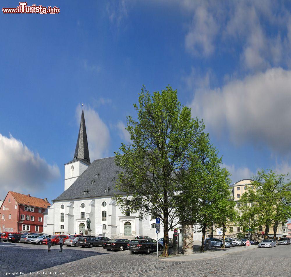 Immagine La chiesa di San Pietro e Paolo a Weimar, Turingia, Germania. Realizzata in stile tardogotico, questo edificio religioso ospita preziosi arredi barocchi - © Pecold / Shutterstock.com