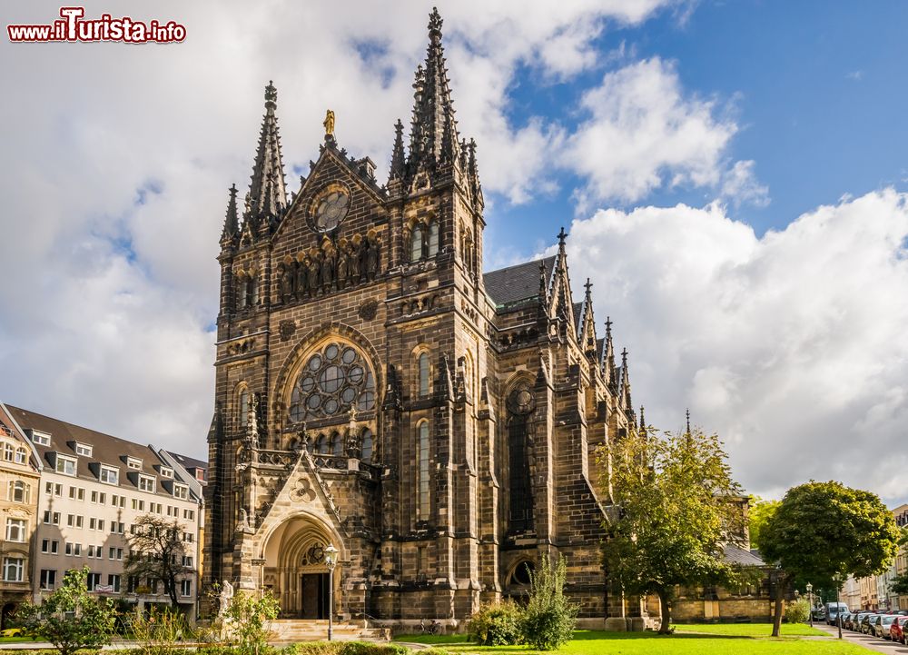 Immagine La chiesa di San Pietro vicino al centro di Lipsia, Germania: è spesso utilizzata come cornice di eventi culturali.