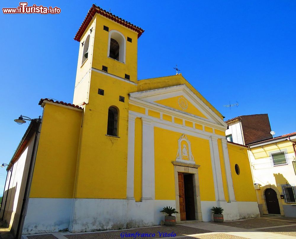 Immagine La chiesa di Santa Maria delle Grazie a Pertosa in Campania - © Gianfranco Vitolo, CC BY 2.0, Wikipedia