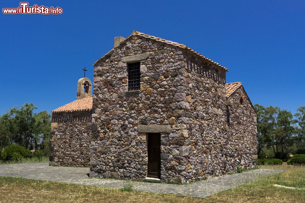 Immagine La Chiesa di Santa Maria Suradili a Marrubiu in Sardegna