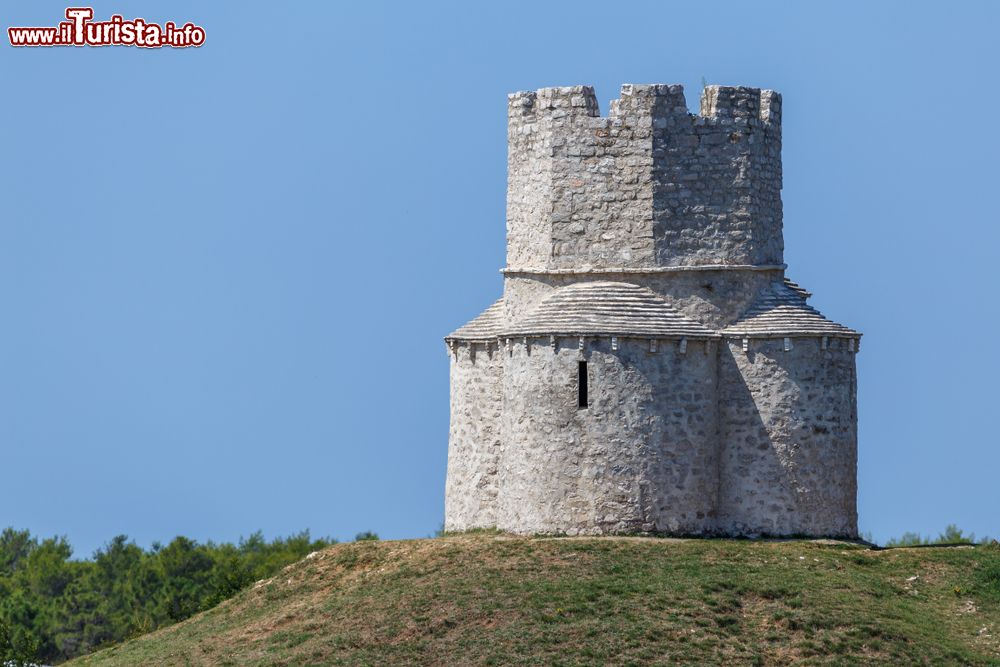 Immagine La chiesa medievale di San Nicola nei pressi di Zaton, Croazia.