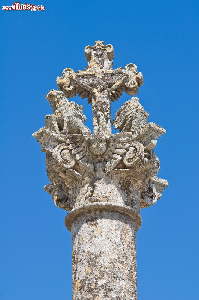 Immagine La Colonna di Osanna a Sternatia, cittadina del Salento in Puglia.