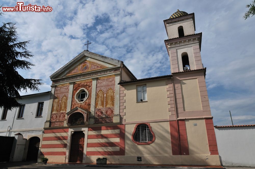 Immagine La facciata della chiesa di Santa Reparata a Teano in Campania