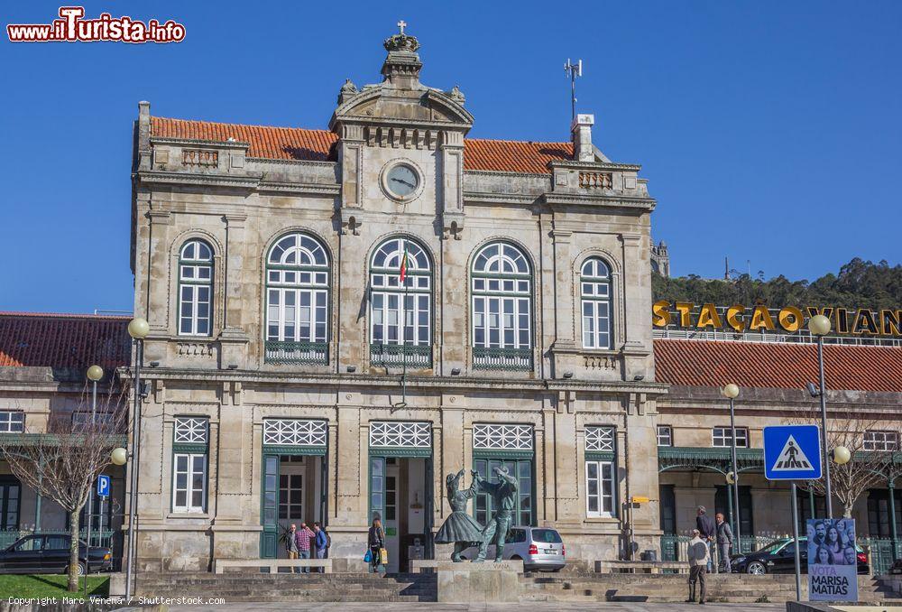 Immagine La facciata della stazione ferroviaira a Viana do Castelo, Portogallo - © Marc Venema / Shutterstock.com