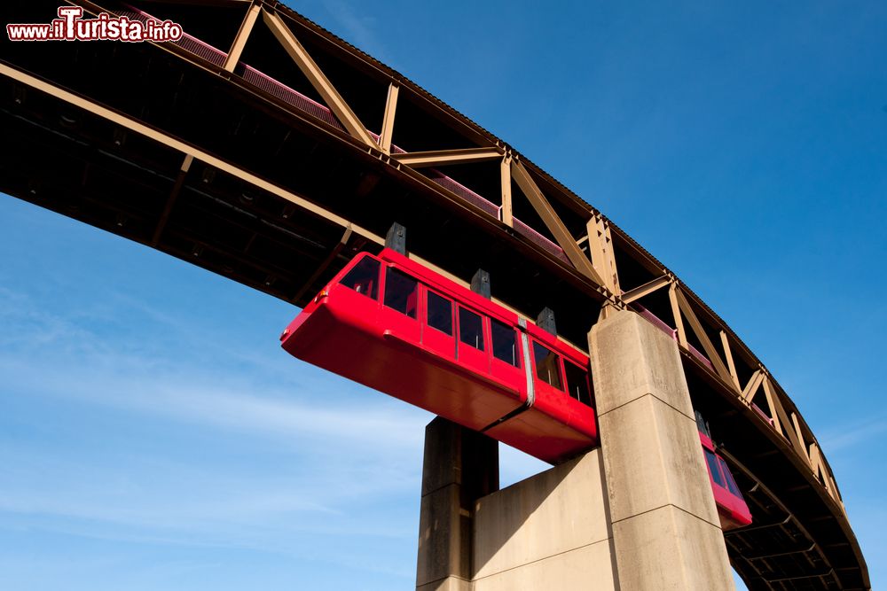 Immagine La ferrovia sospesa di Memphis, Tennessee (USA).