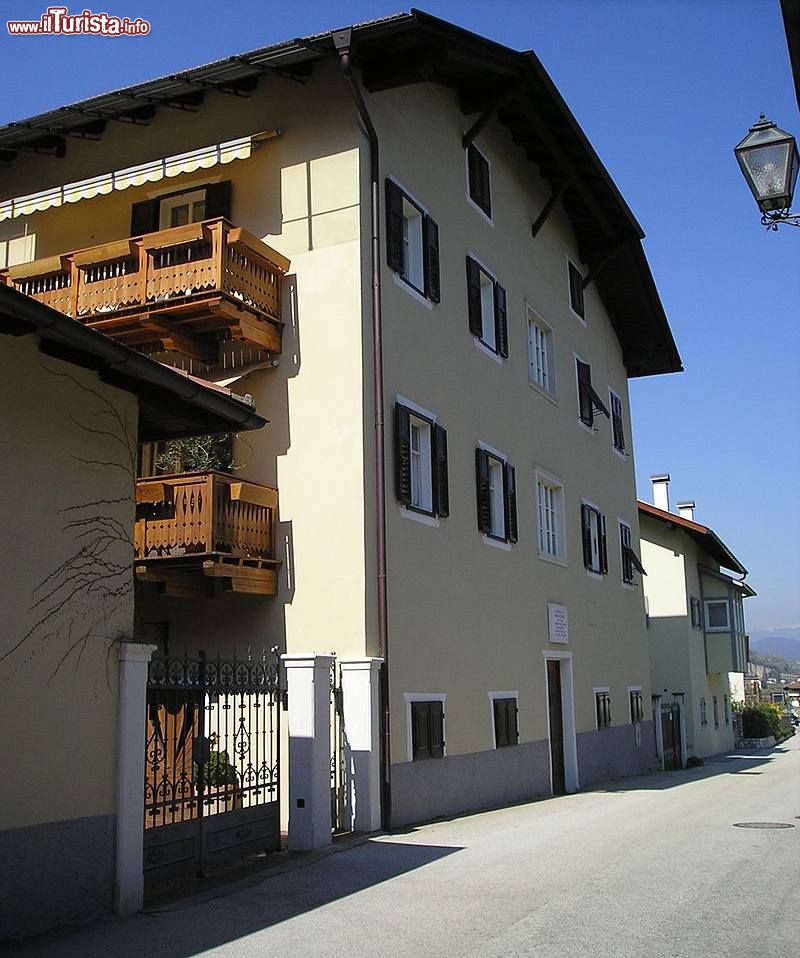 Immagine La Geburtshaus  di Margreid (Magrè) la cittadina sulla Strada del Vino in Alto Adige