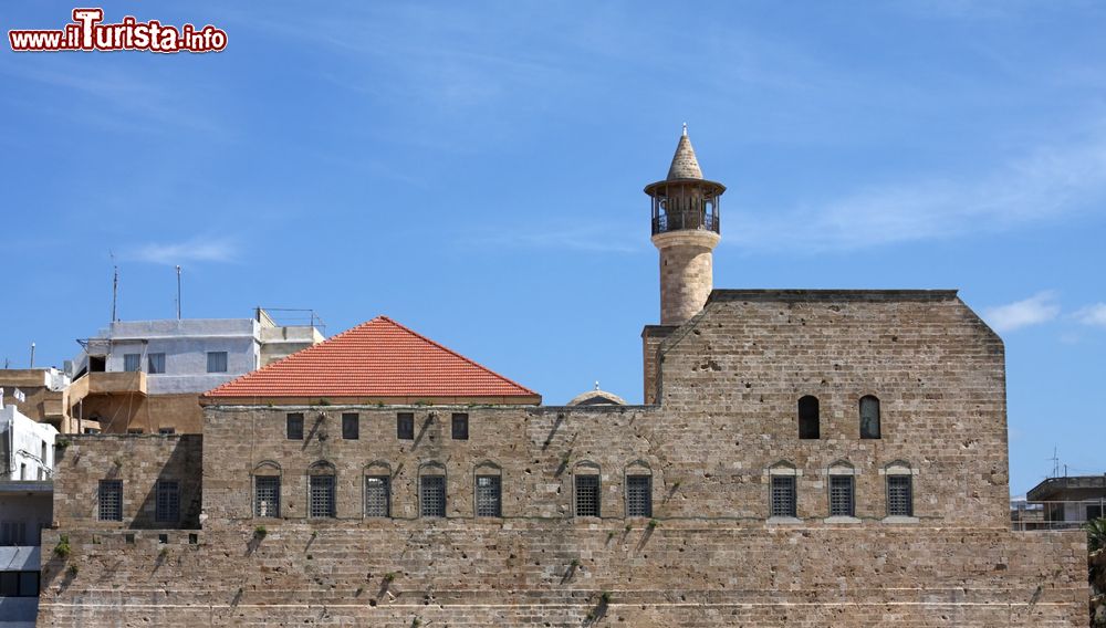 Immagine La Grande Moschea di Sidone, Libano. In origine questo luogo di culto era una chiesa dedicata a San Giovanni degli Ospitalieri.