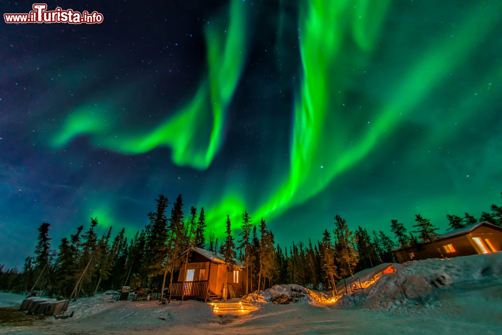 Immagine La magia delle luci del nord a Yellowknife in Canada