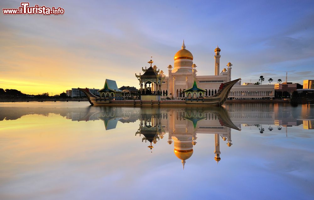 Le foto di cosa vedere e visitare a Brunei
