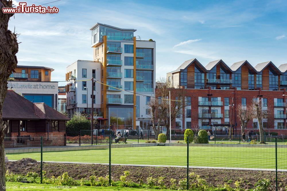 Immagine La parte più moderna della città di Newbury, UK - © Peter Sterling / Shutterstock.com