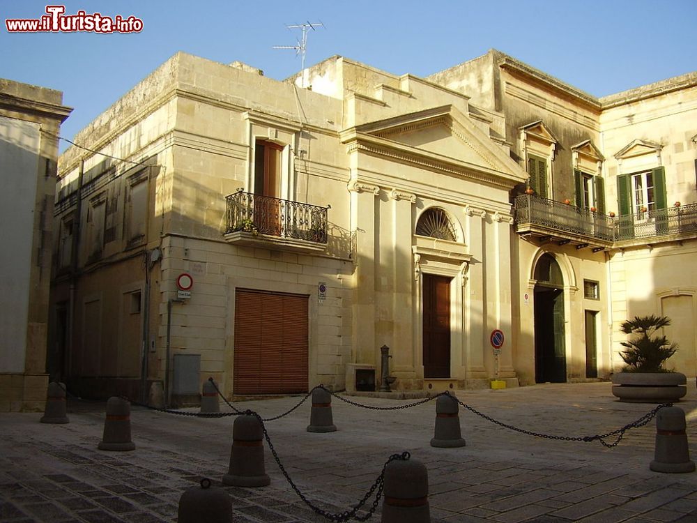 Immagine La Piazza del Municipio di Scorrano, cittadina della Puglia  - ©  Lupiae, CC BY-SA 3.0, Wikipedia