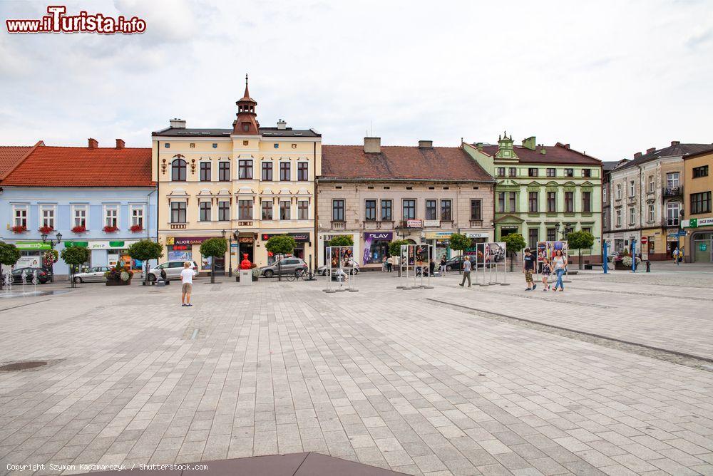 Immagine La piazza principale di Oświęcim, cittadina nel Voivodato della Piccola Polonia (Województwo małopolskie) non lontana da Cracovia - foto © Szymon Kaczmarczyk / Shutterstock.com