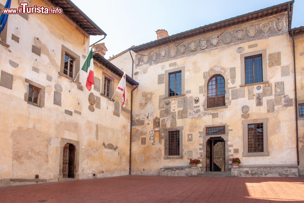 Immagine La piazzetta del Municipio di Anghiari, Toscana.