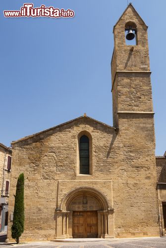 Immagine La piccola chiesa di St.Michel, a Salon-de-Provence, è stata classificata come monumento storico nazionale nel 1983 - foto © Claudio Giovanni Colombo / Shutterstock.com