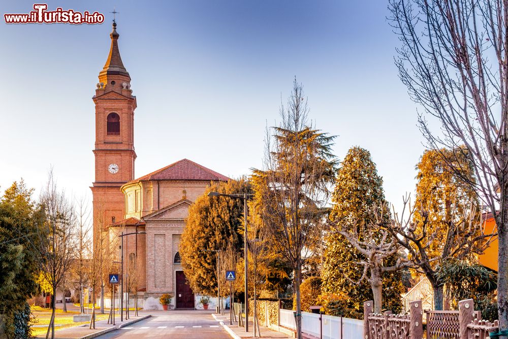 Immagine La Pieve di Barbiano, frazione di Cotignola, dedicata al protomartire Santo Stefano (Emilia Romagna).