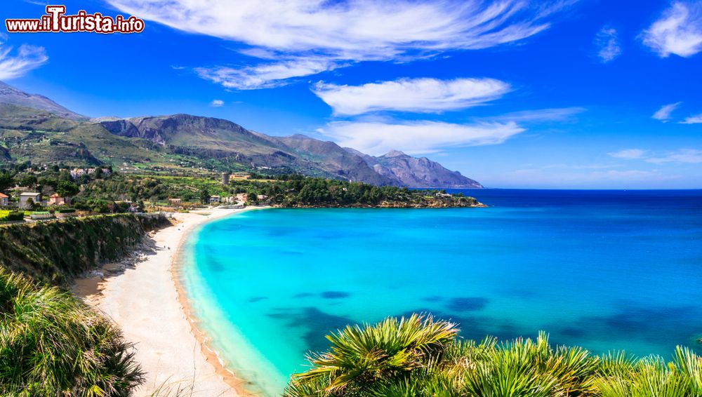 Immagine La splendida spiaggia di Scopello in provincia di Trapani, Sicilia.