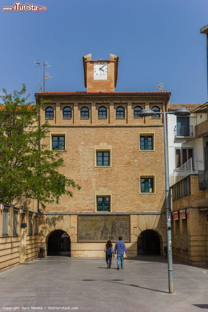 Immagine La storica porta d'ingresso alla città di Tudela, Spagna - © Marc Venema / Shutterstock.com