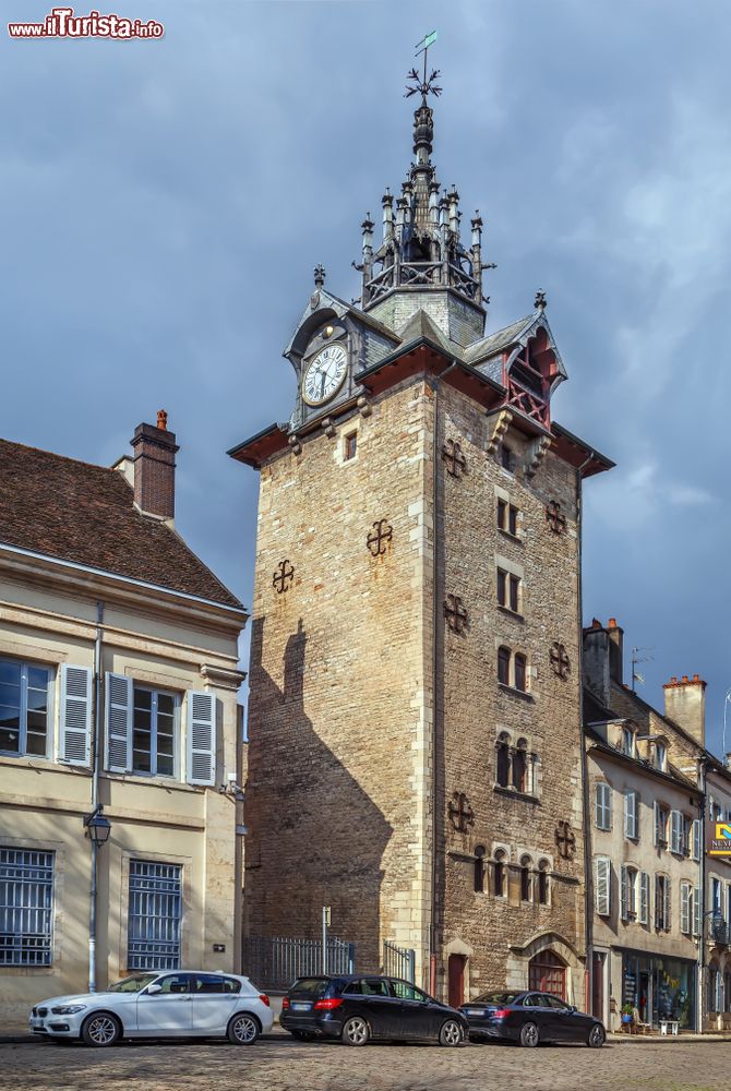 Immagine La torre dell'orologio di Beaune, Borgogna (Francia).