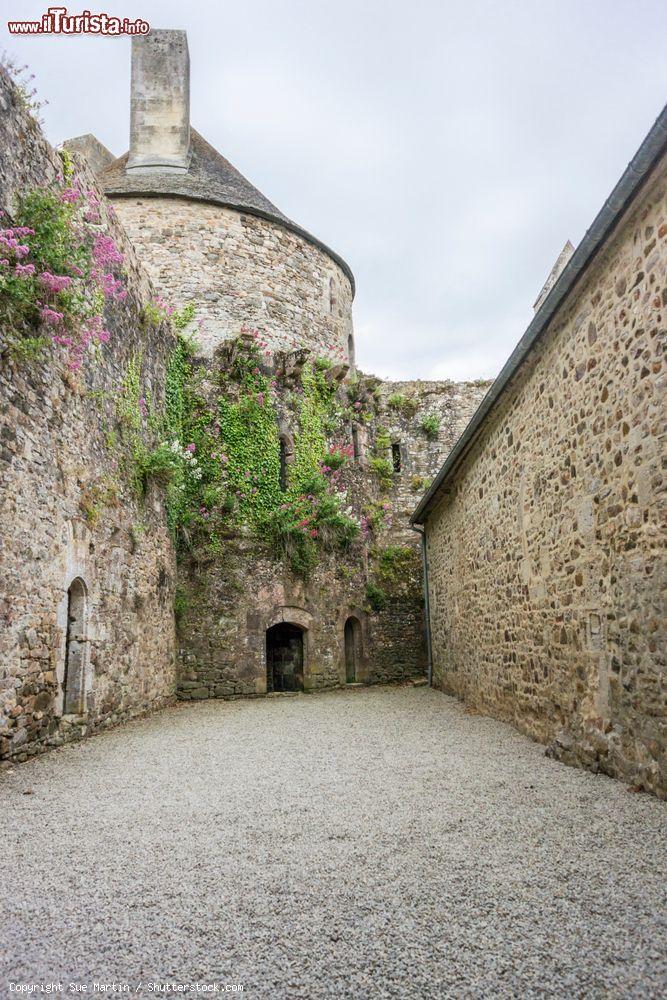 Immagine La visita al Chateau de Saint-Saveur-le-Vicomte, celebre castello della Normandia in Francia - © Sue Martin / Shutterstock.com