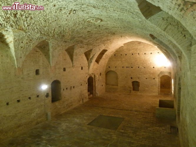 Immagine Antichi locali adibiti a lavanederia e tintoria nei sottorreanei del palazzo Ducale di Urbino