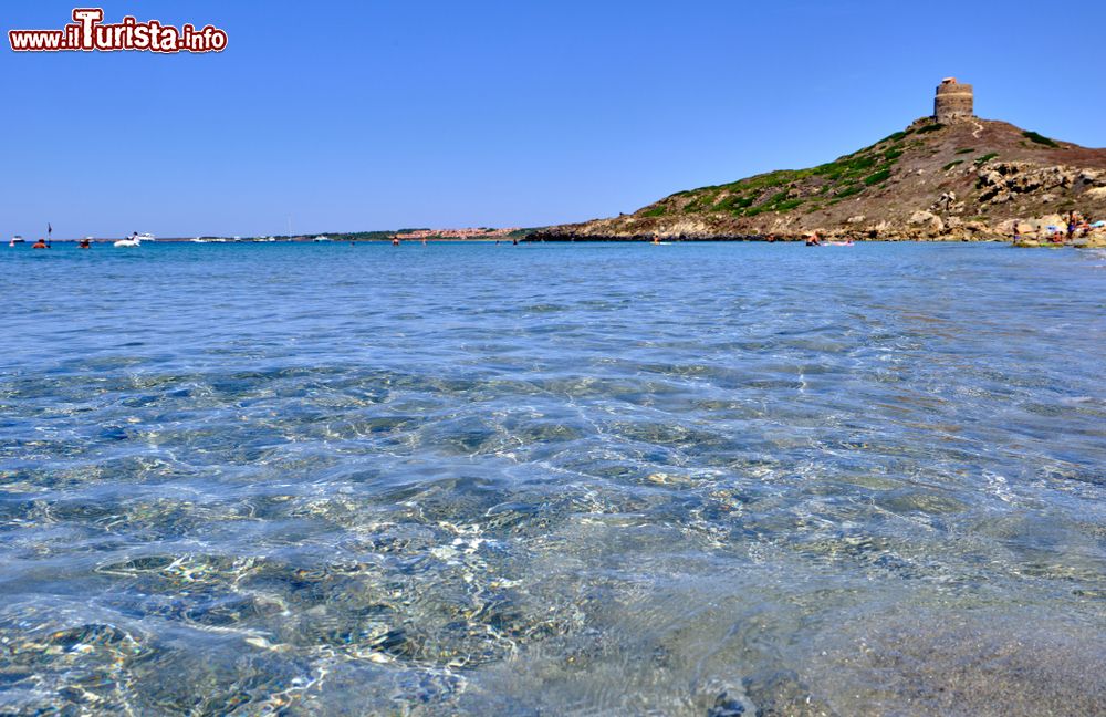 Immagine Le acque trasparenti della spiaggia di Capo San Marco, penisola del Sinis (Sardegna).