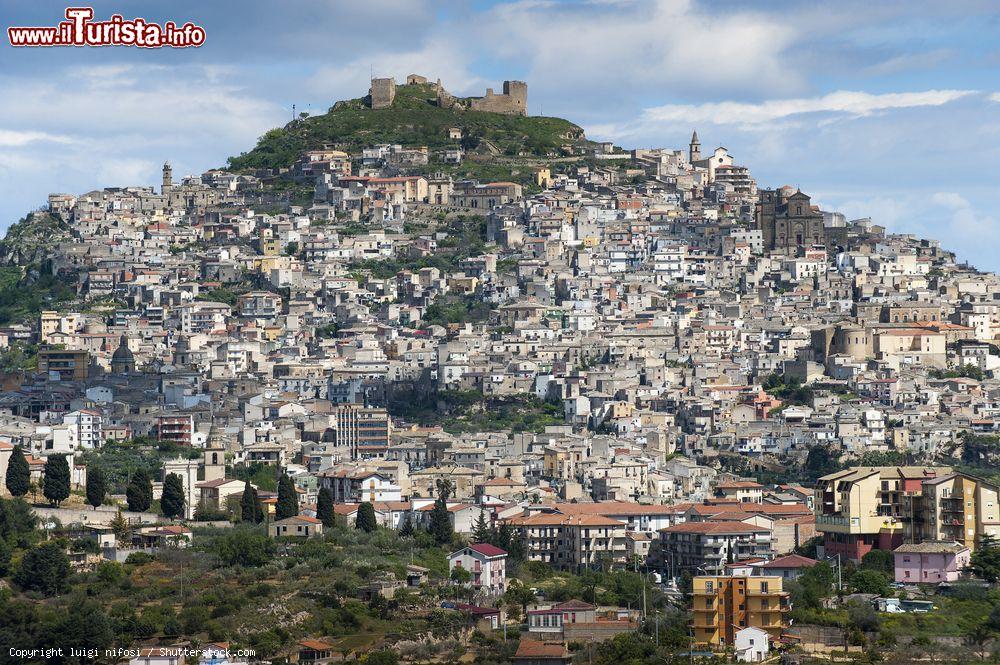 Agira (Sicilia): il castello e cosa vedere nella città della provincia