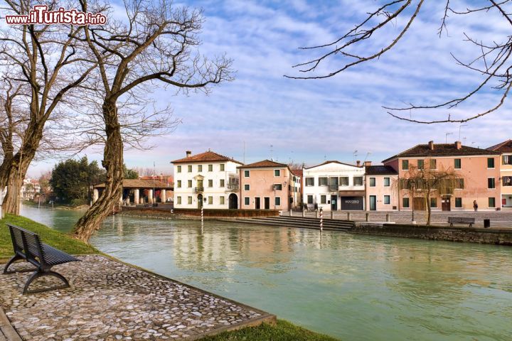 Immagine Le case di Dolo riviera del Brenta Veneto - © lapas77 / Shutterstock.com