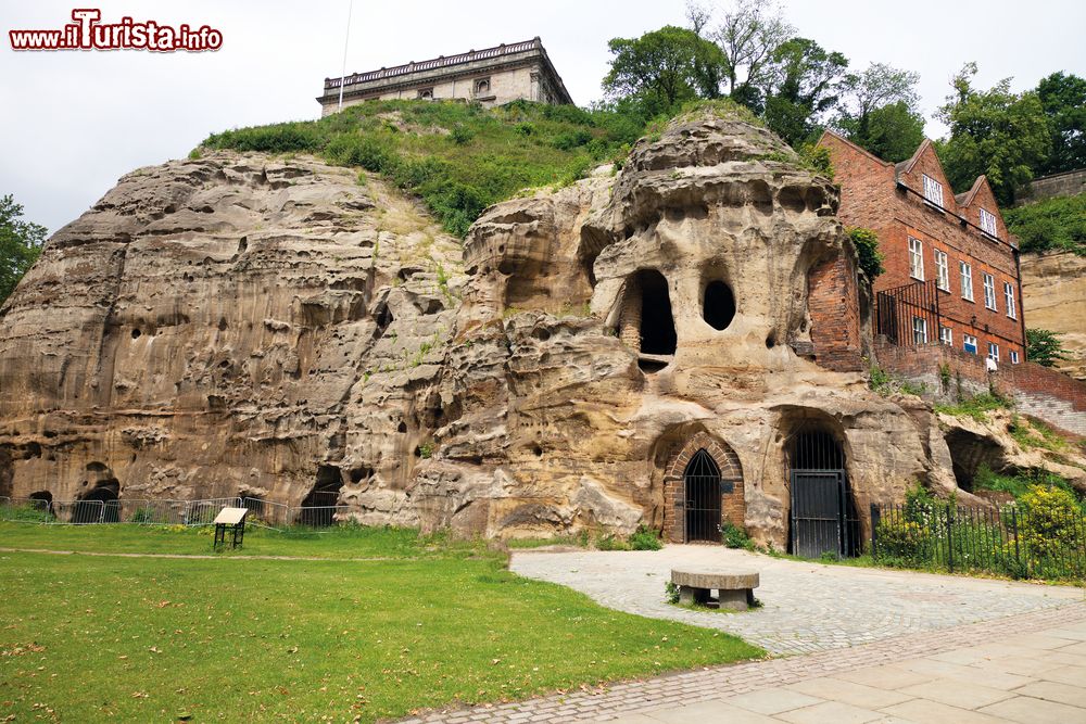 Immagine Le grotte al castello di Nottingham, Inghilterra. Ancora oggi questo luogo è circondato da un'atmosfera medievale unica.