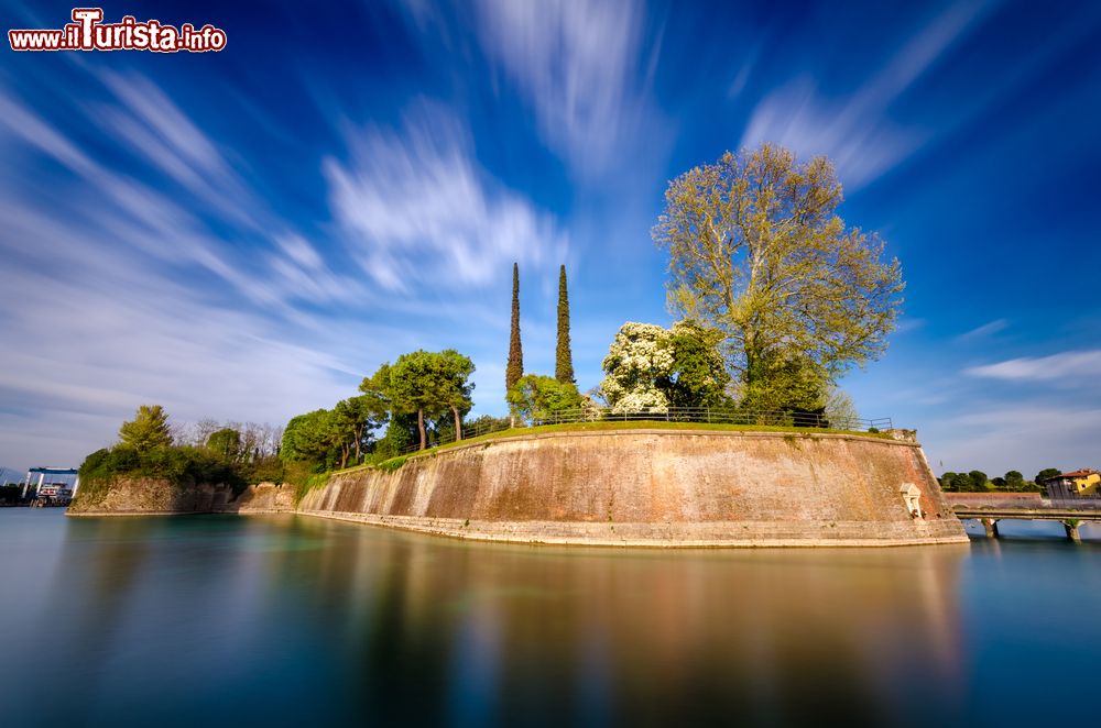 Immagine Le mura di Peschiera del Garda, Patrimonio UNESCO, Veneto.