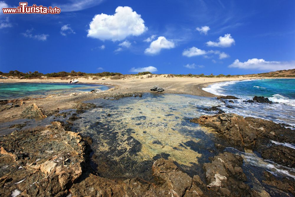 Immagine L'isoletta disabitata di Chryssi nei pressi di Creta (Grecia). Sorge 8 miglia a sud della città di Ierapetra nella prefettura di Lassithi.