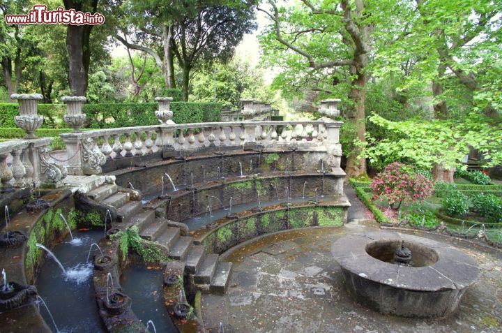 Immagine Lo spettacolare giardino di Villa Lante a Bagnaia, la frazione del Comune di VIterbo.

	ValeStock / Shutterstock.com