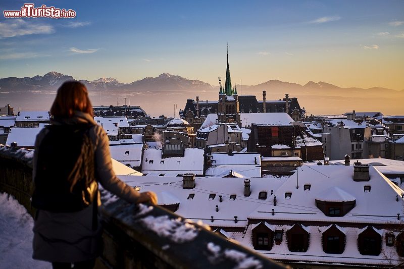 Immagine Losanna fotografata in inverno, al tramonto - © LT/ Laurent Kaczor