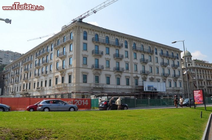 Immagine Lugano, l'hotel Palace in ristrutturazione (Svizzera).