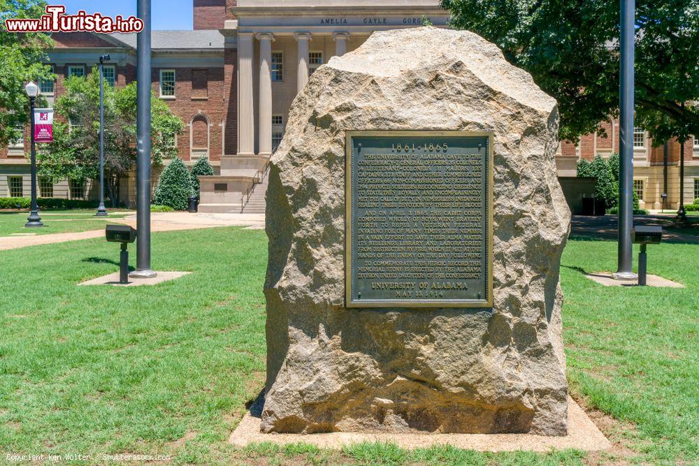 Immagine Memoriale della Guerra Confederata nel campus dell'Università dell'Alabama, Tuscaloosa (USA) - © Ken Wolter / Shutterstock.com